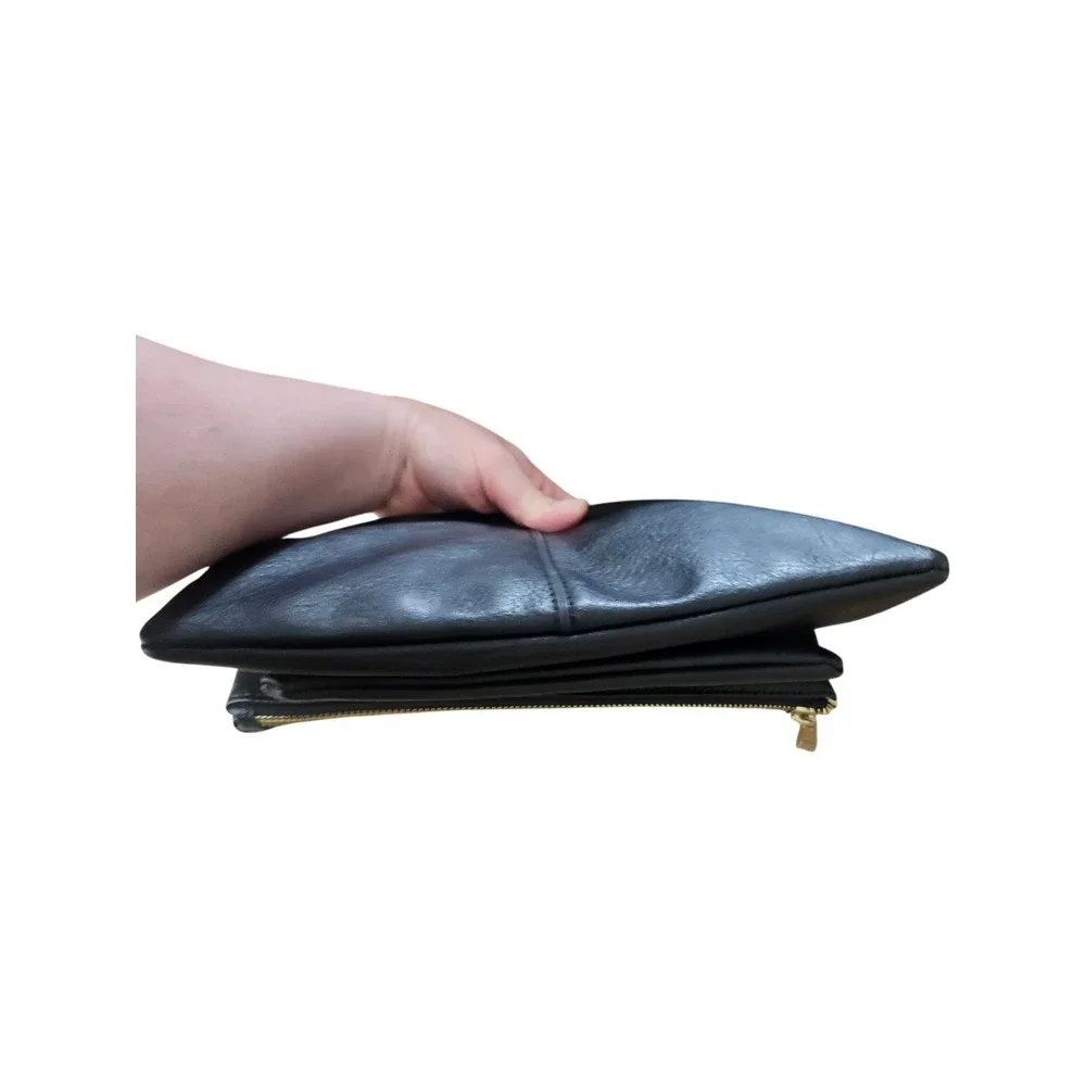 Sole Society Lalet Fold Over Vegan Leather Clutch Zip Top Closure Black‎